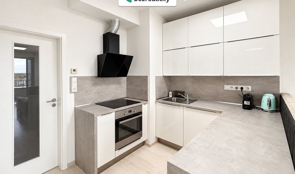 Prodej bytu 1+kk 38 m², Praha – náhled fotky 7
