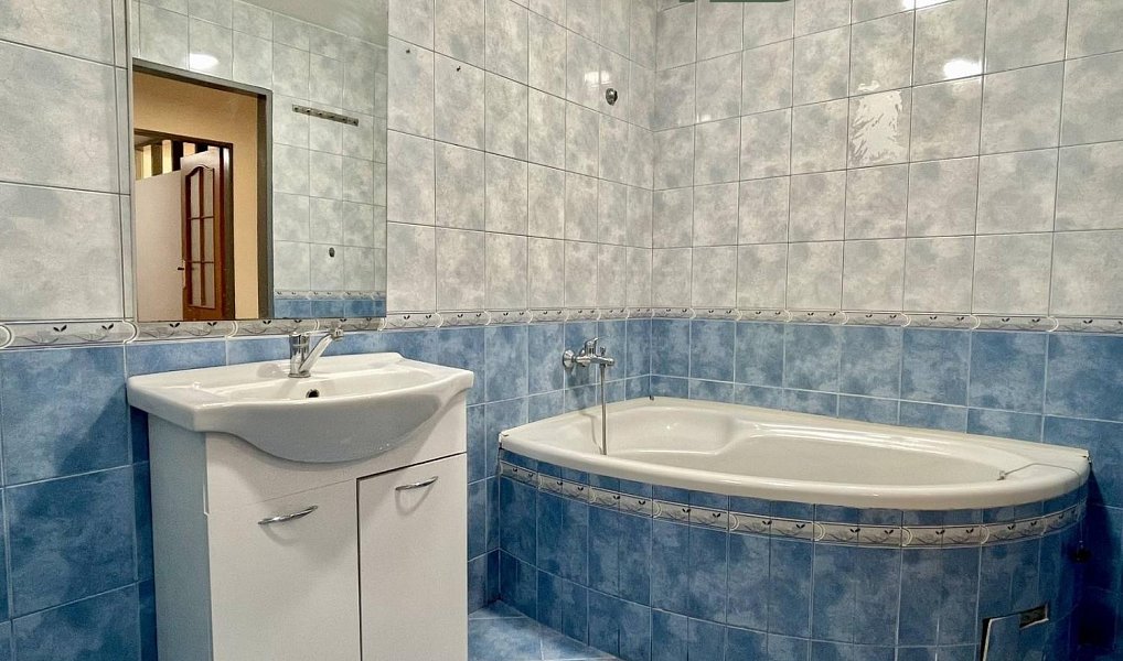 Pronájem bytu 3+kk 110 m², Bělušice – náhled fotky 7
