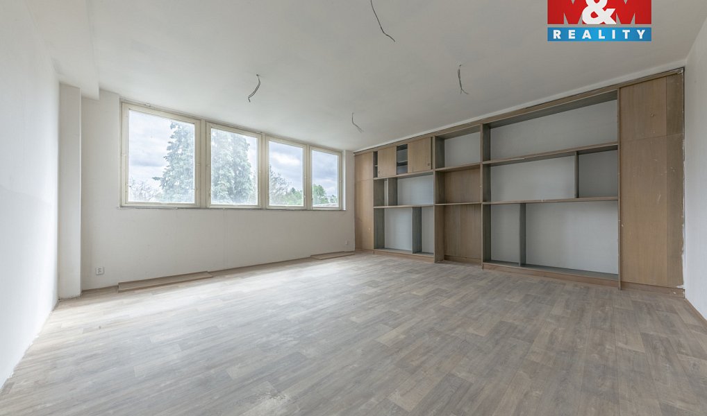 Pronájem skladovacích prostor 265 m², Zdiby – náhled fotky 2