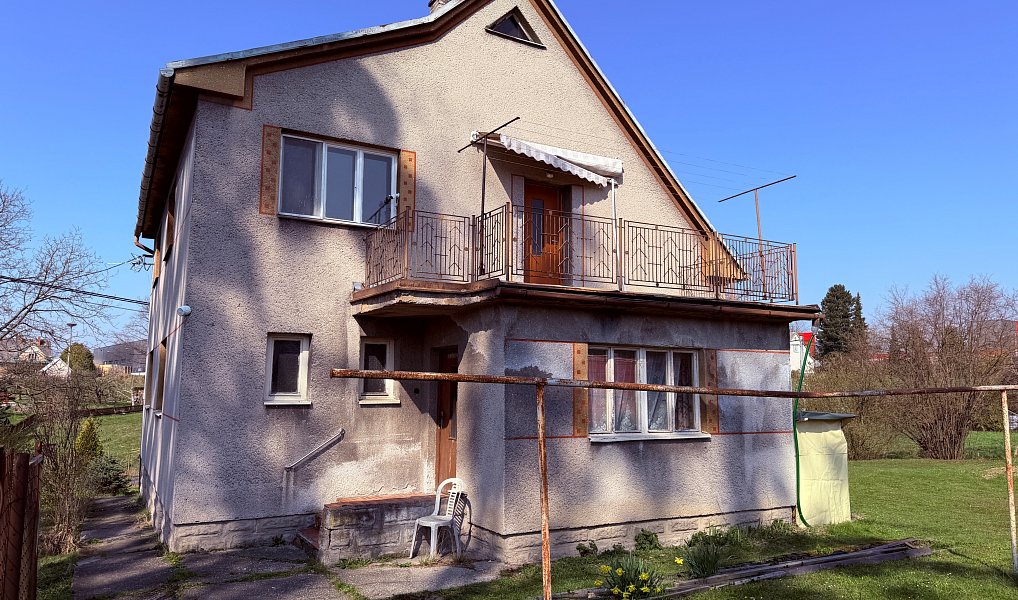 Prodej domu 160 m² s pozemkem 1 002 m², Kopřivnice – fotka 1 z 30
