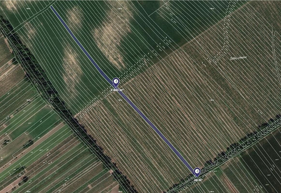 Prodej pole 3 922 m²