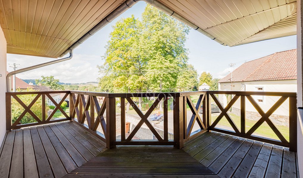 Prodej domu 238 m² s pozemkem 811 m², Třešovice – náhled fotky 15