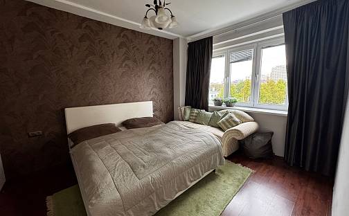 Pronájem bytu 2+kk 48 m², Hartigova, Praha 3 - Žižkov