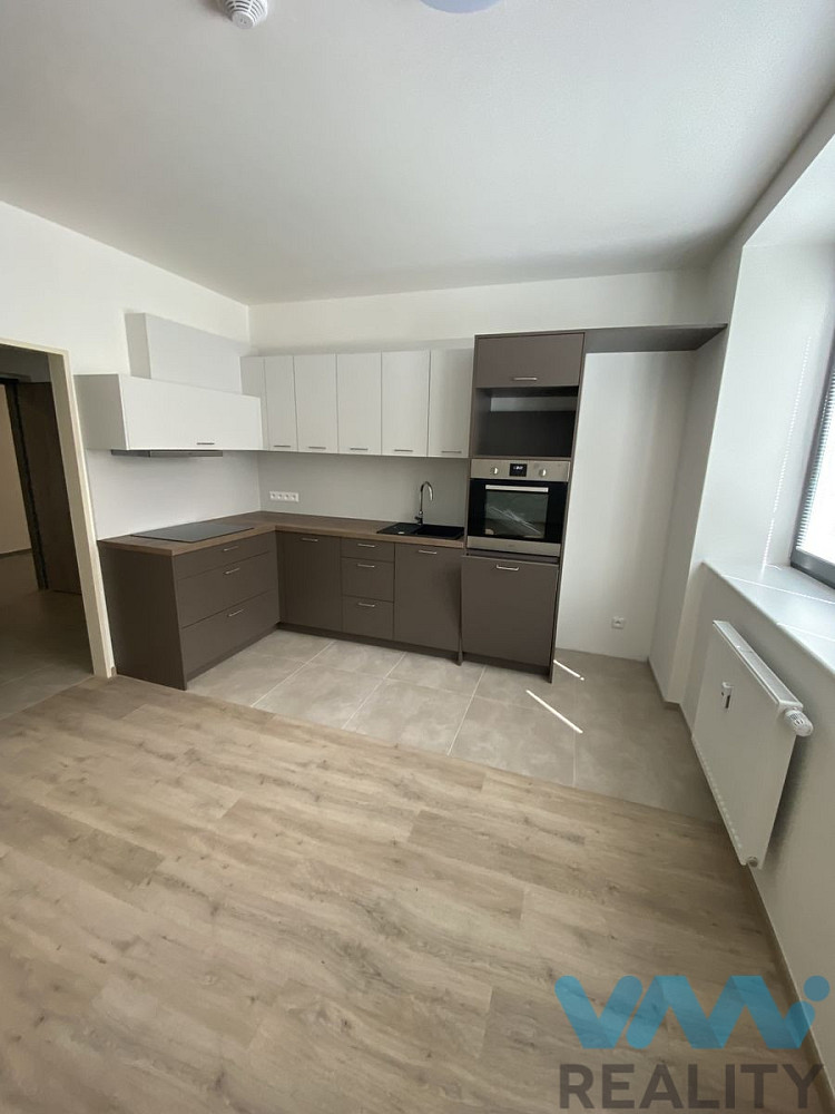 Pronájem bytu 2+kk 56 m² – fotografie 5