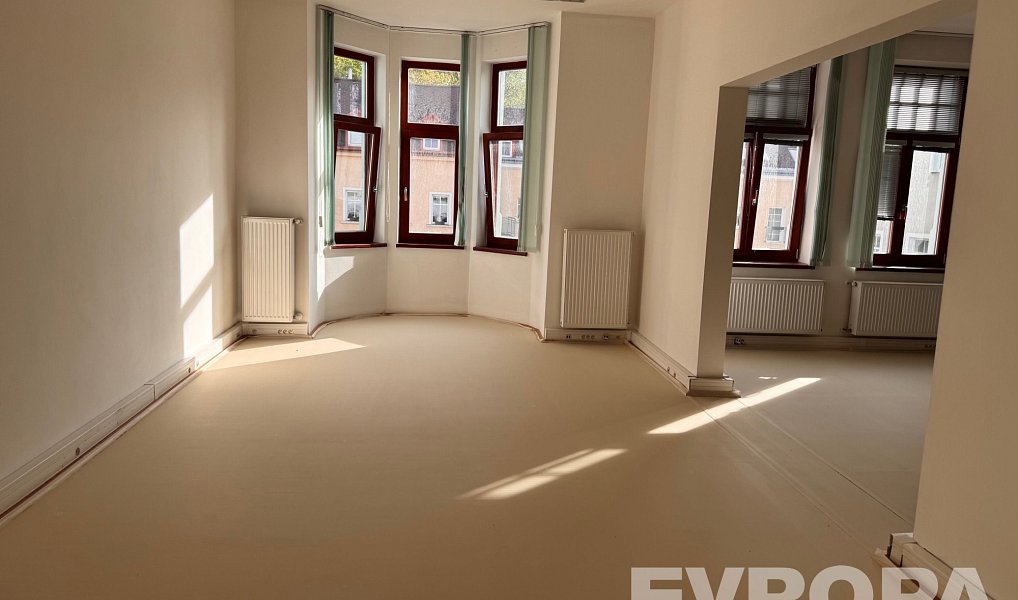 Pronájem kanceláře 130 m², Liberec – náhled fotky 2