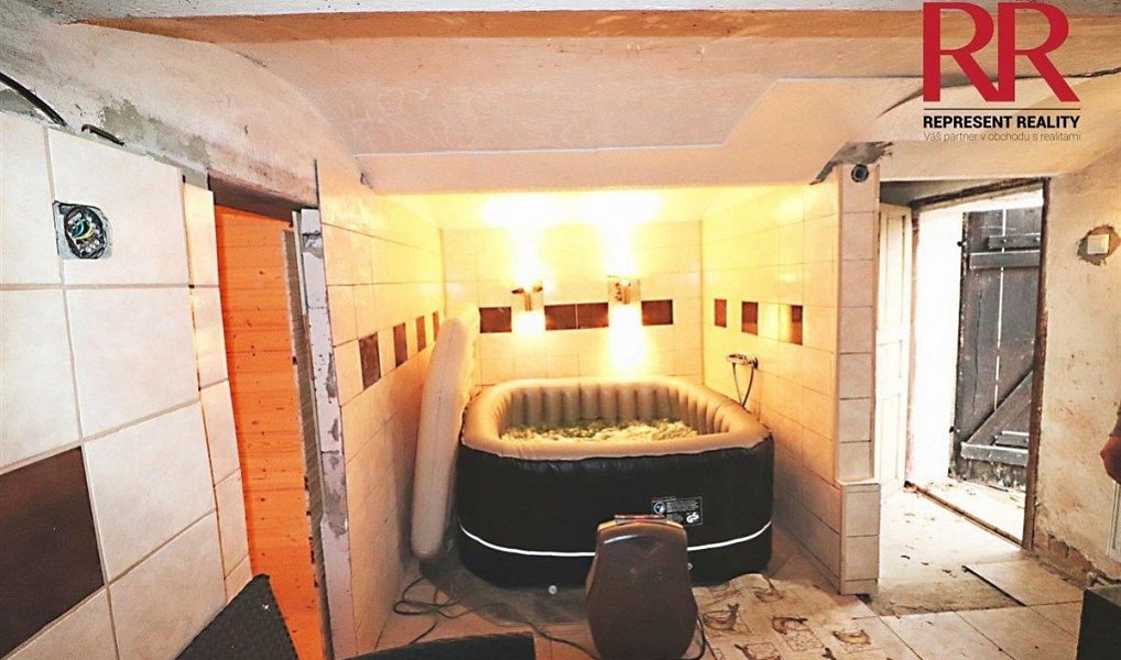 Prodej domu 210 m² s pozemkem 942 m², Chlumčany – náhled fotky 21