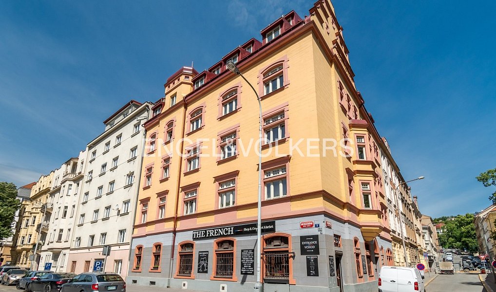 Pronájem obchodních prostor 151 m², Praha – fotka 1 z 9