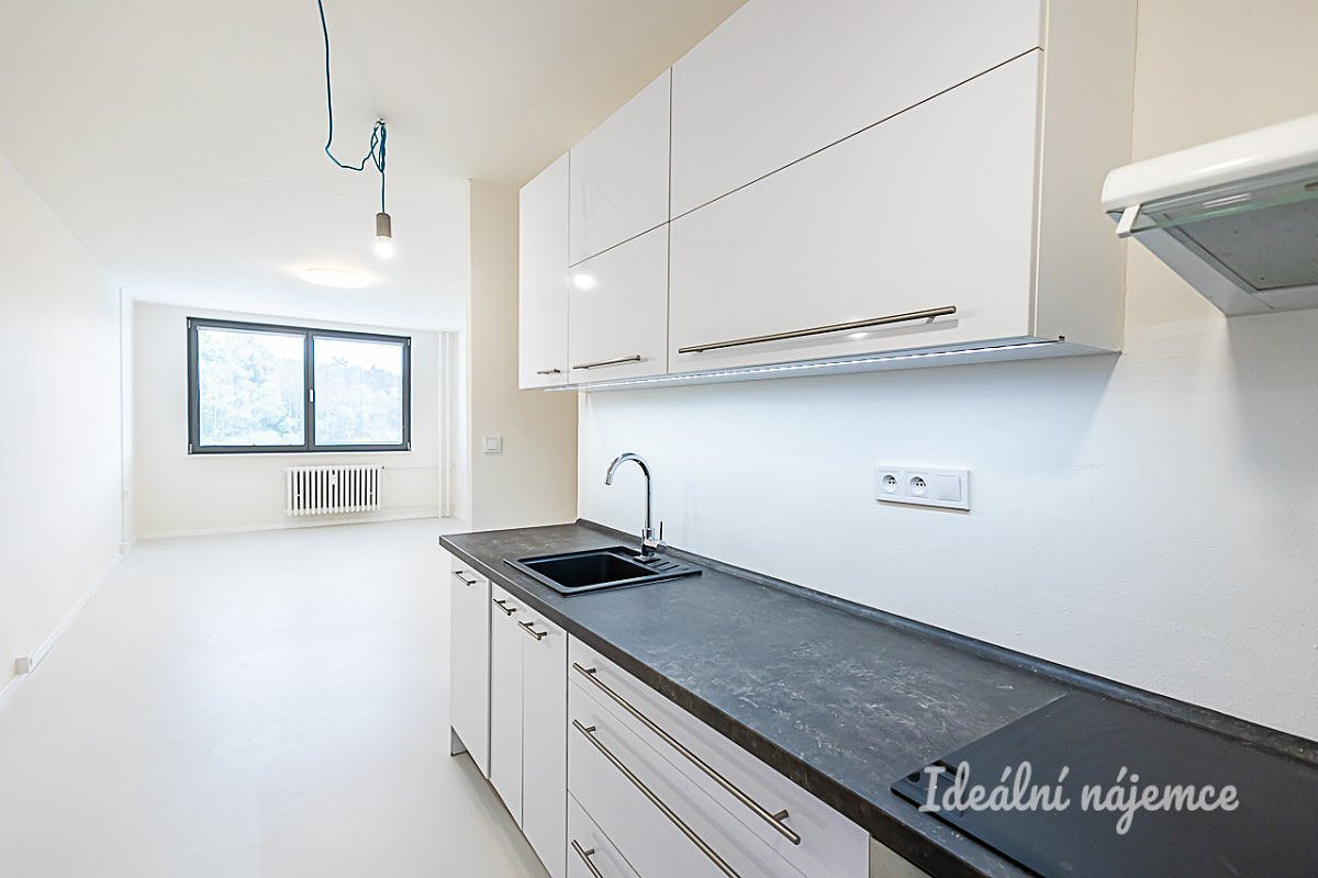 Pronájem bytu 3+kk 62 m²