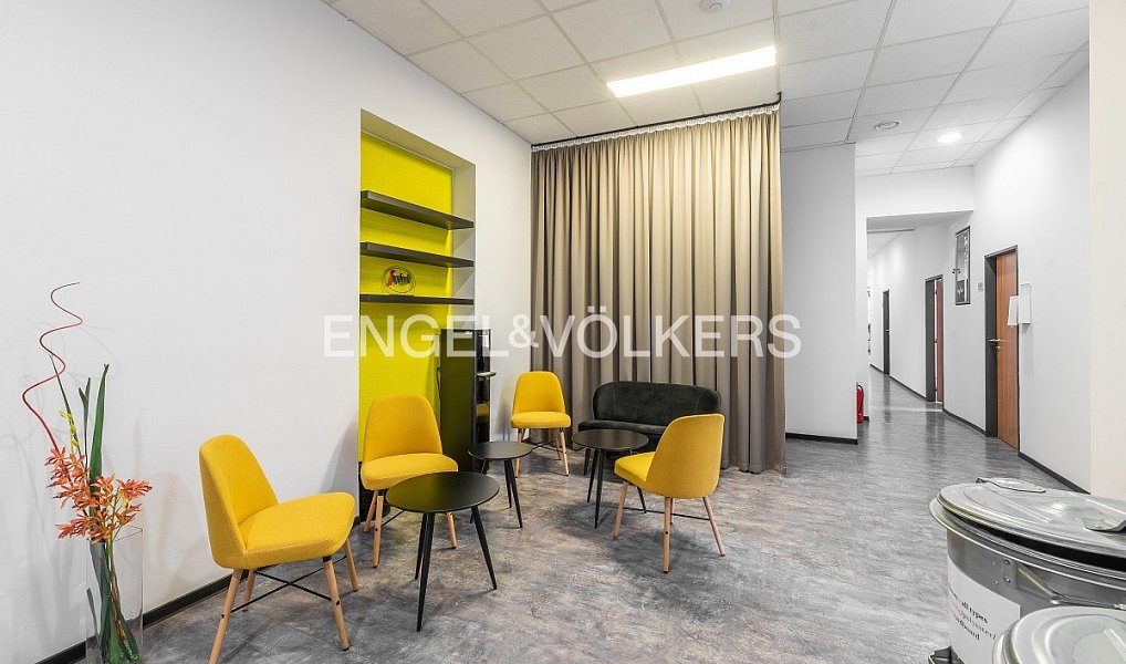 Pronájem nájemního domu, činžáku 957 m², Praha – náhled fotky 5