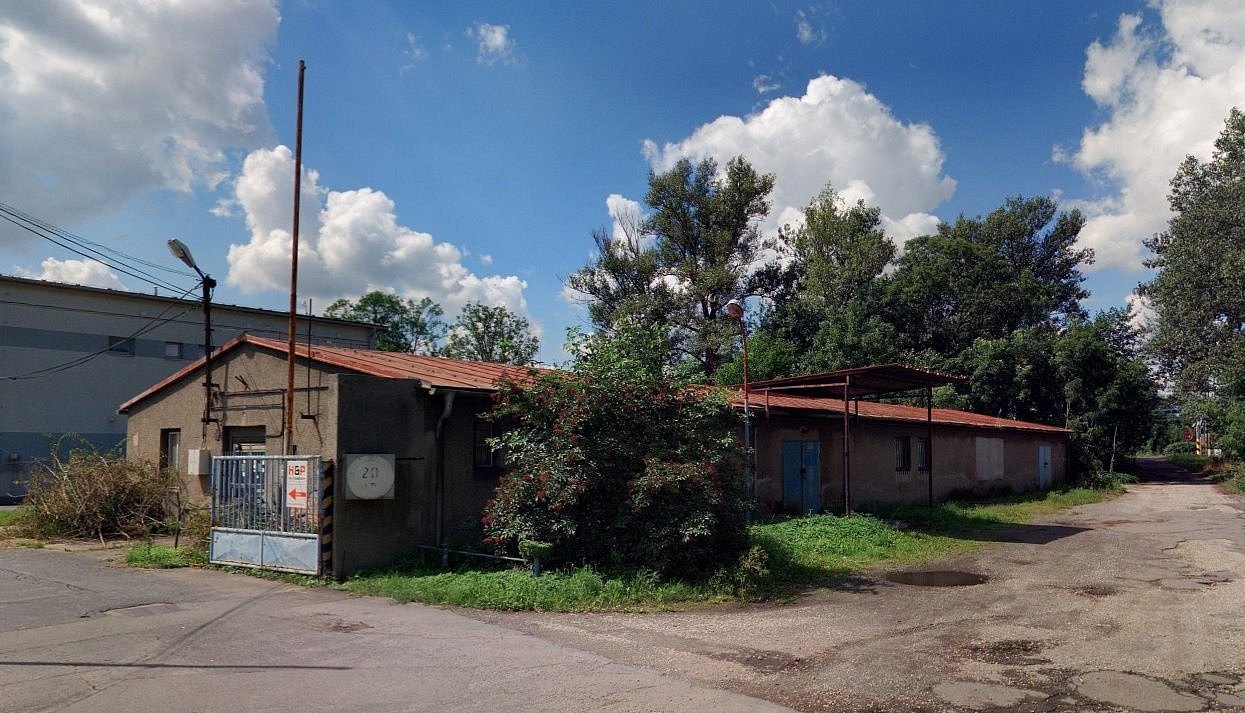 Prodej skladovacích prostor 498 m²