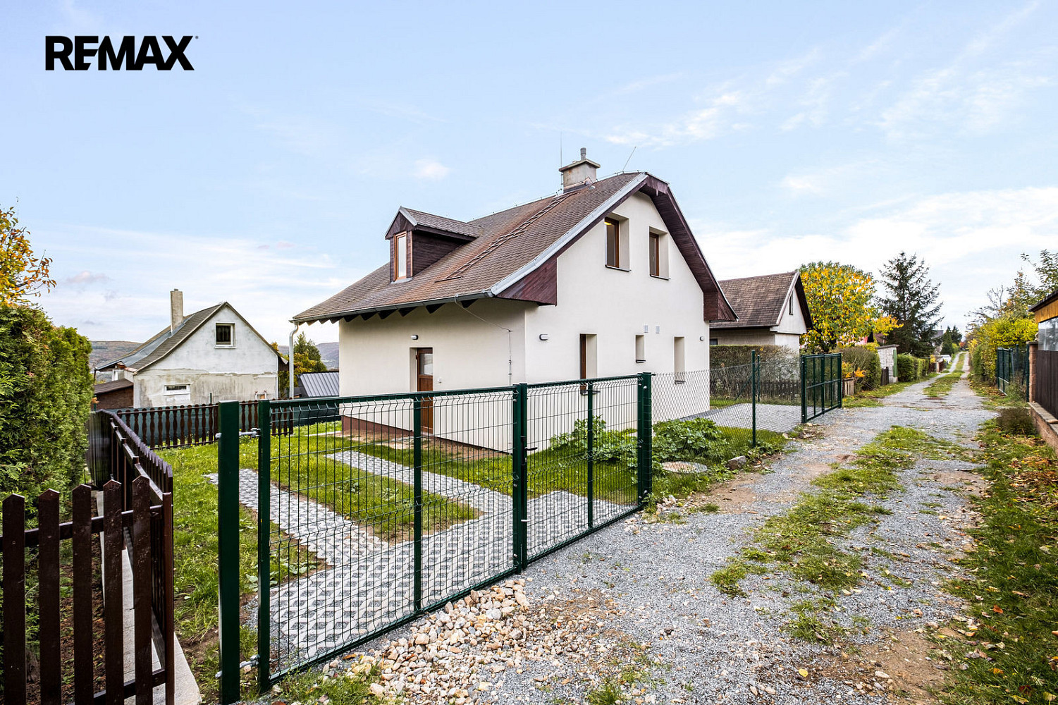 Pronájem domu 120 m² s pozemkem 301 m² – fotografie 2