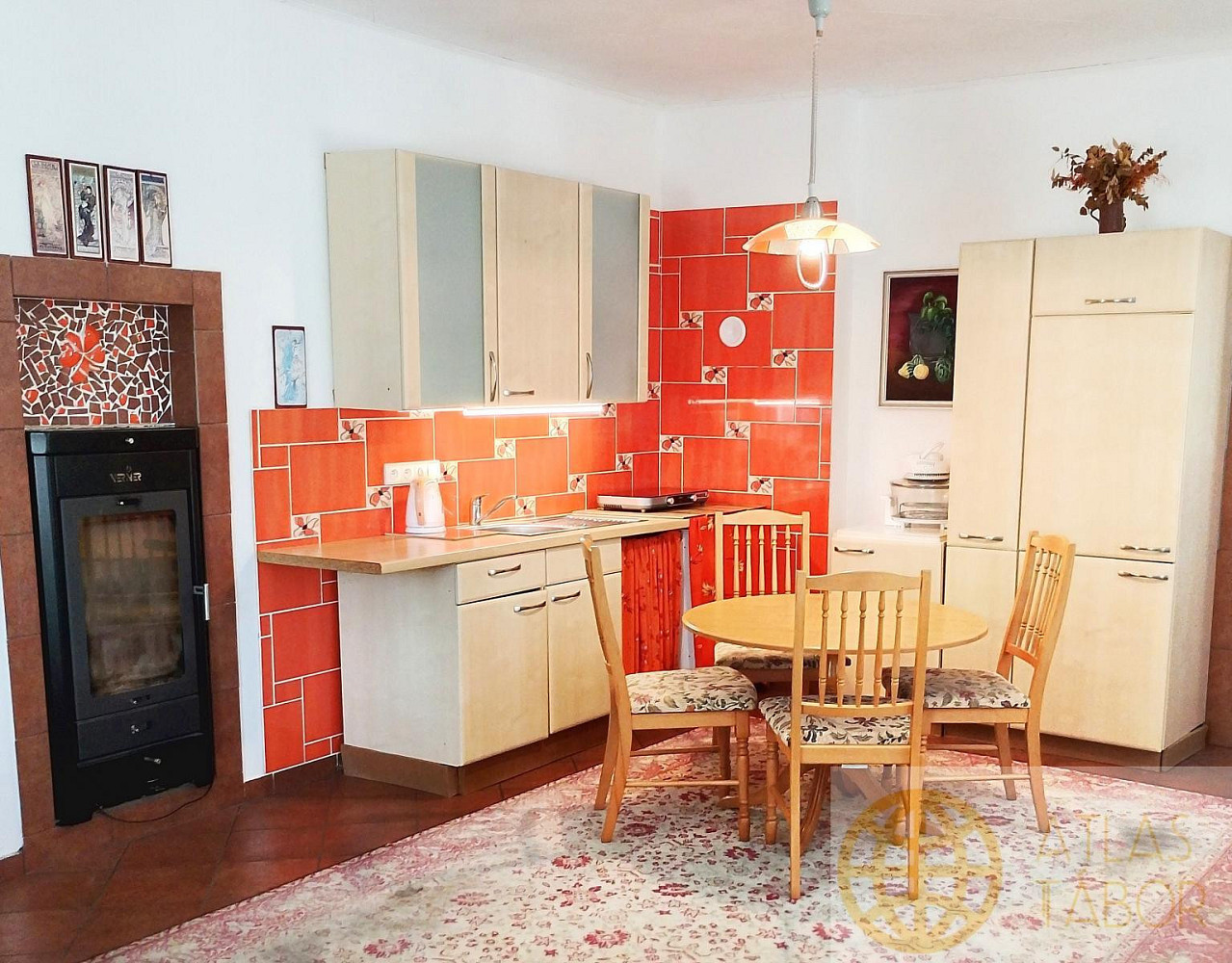 Pronájem bytu 2+kk 90 m² – fotografie 2