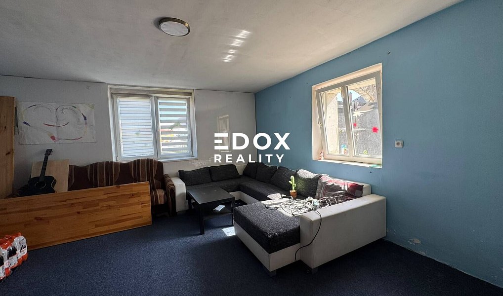 Prodej domu 200 m² s pozemkem 385 m², Bezno – náhled fotky 9