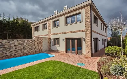 Pronájem domu 184 m² s pozemkem 432 m², Pod novou školou, Praha 6 - Nebušice