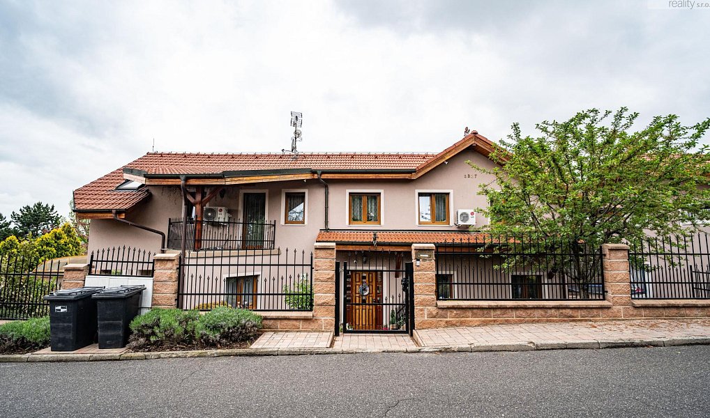 Prodej domu 547 m² s pozemkem 1 355 m², Most – fotka 1 z 60