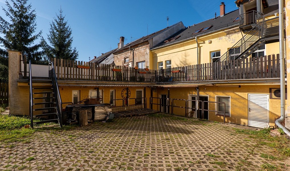 Prodej domu 514 m² s pozemkem 110 m², Nové Město pod Smrkem – náhled fotky 7
