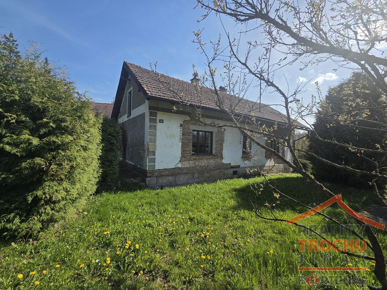 Prodej domu 88 m² s pozemkem 2 500 m²