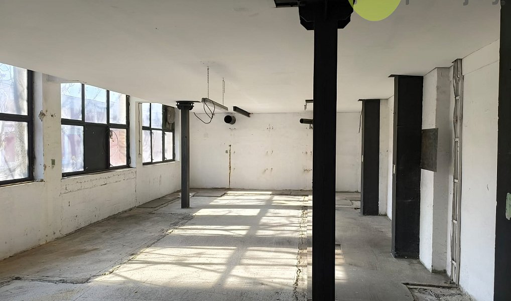 Pronájem skladovacích prostor 521 m², Zlín – fotka 1 z 25