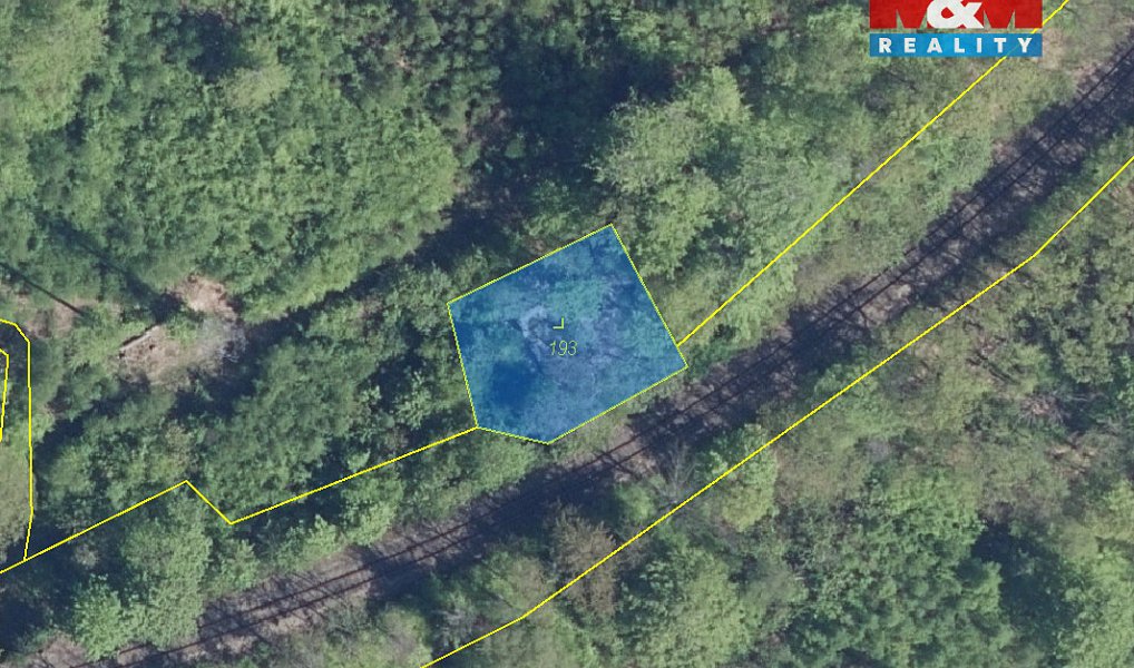 Prodej pozemku 443 m², Hrob – náhled fotky 2