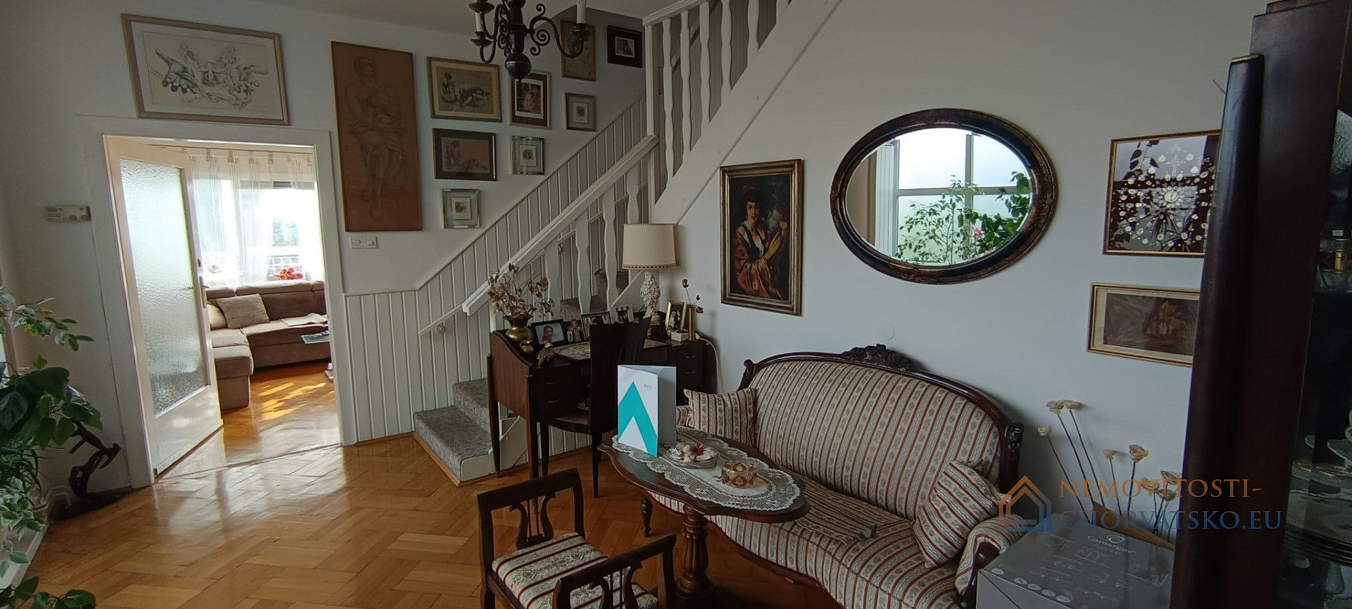 Prodej domu 616 m² s pozemkem 616 m² - Widok 3