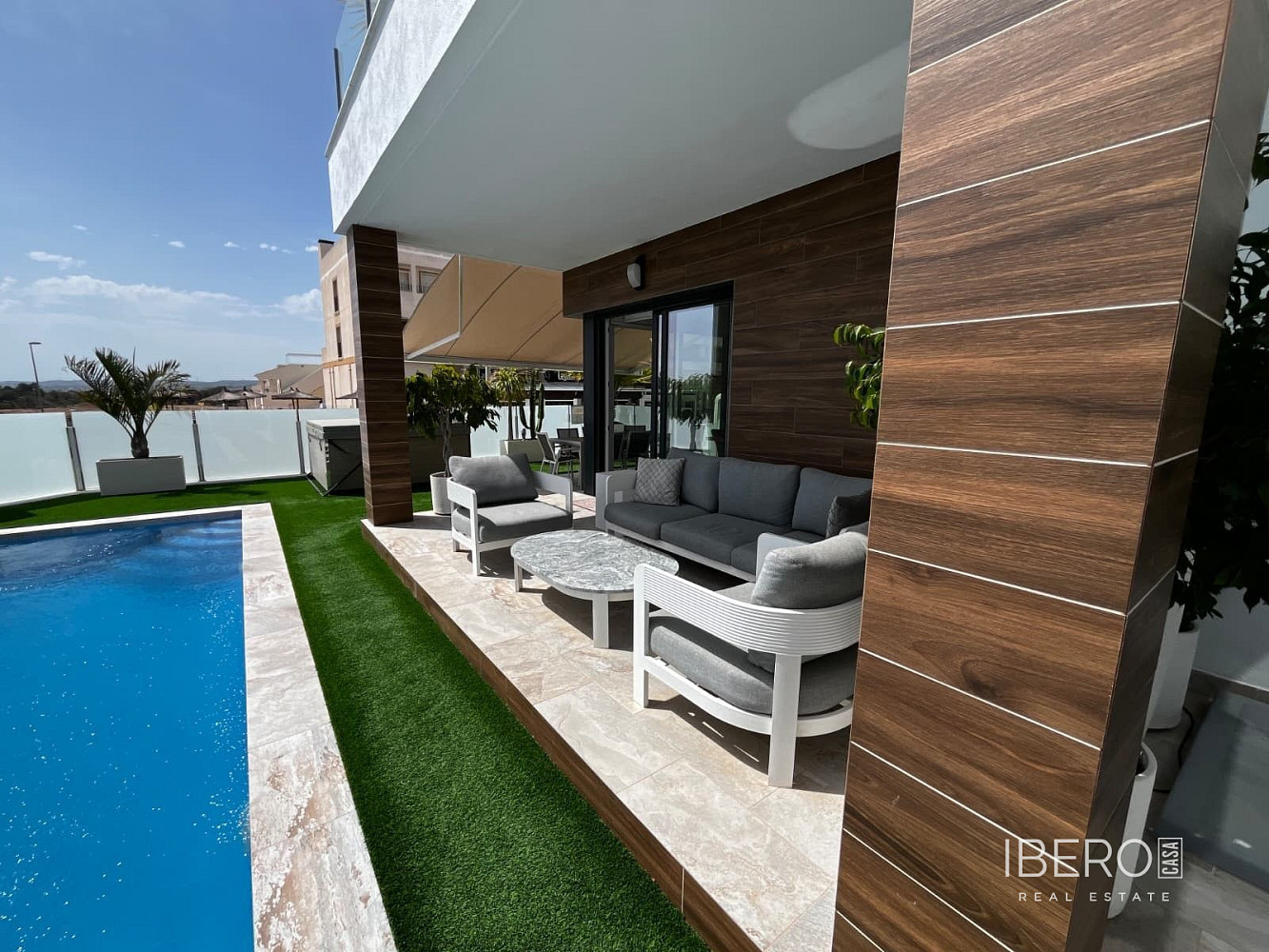 Prodej domu 212 m² s pozemkem 174 m² - Vista 2