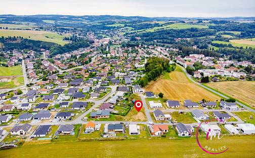 Prodej stavebního pozemku 992 m², Za Dvorem, Luka nad Jihlavou, okres Jihlava