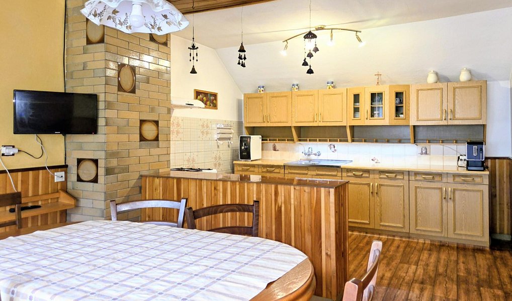 Prodej domu 385 m² s pozemkem 964 m², Bílovec – náhled fotky 34