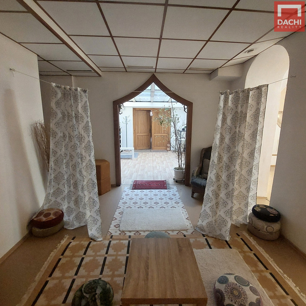 Pronájem komerčního objektu (jiného typu) 99 m² – fotografie 3