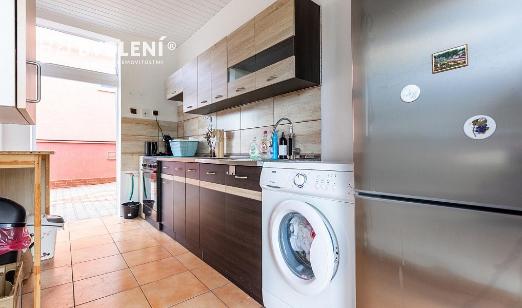 Prodej domu 318 m² s pozemkem 791 m², Krupka – náhled fotky 38