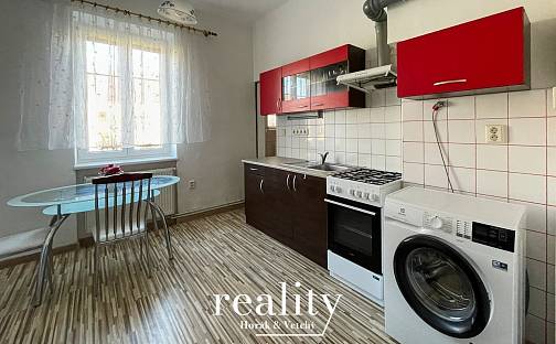 Pronájem bytu 2+1 80 m², Boženy Němcové, Znojmo