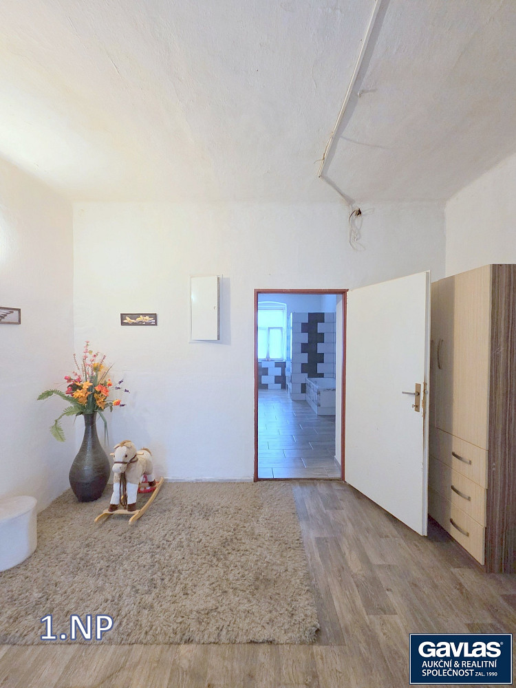 Prodej domu 143 m² s pozemkem 553 m² – fotografie 4