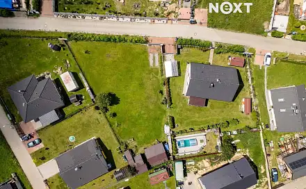 Prodej stavebního pozemku 996 m², Skuhrov - Drahlovice, okres Beroun