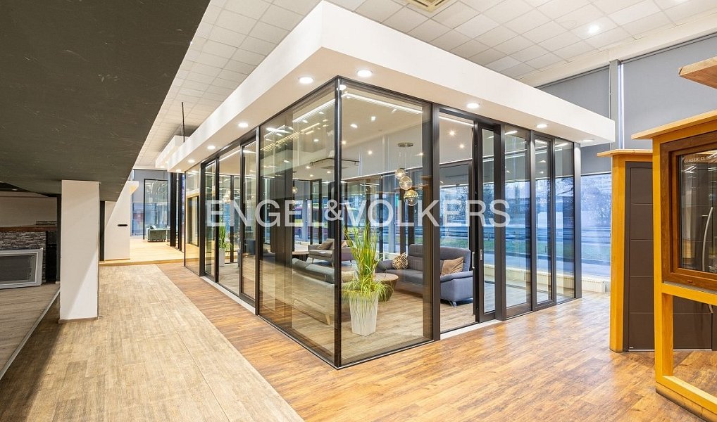 Pronájem obchodních prostor 1 520 m², Praha – náhled fotky 5