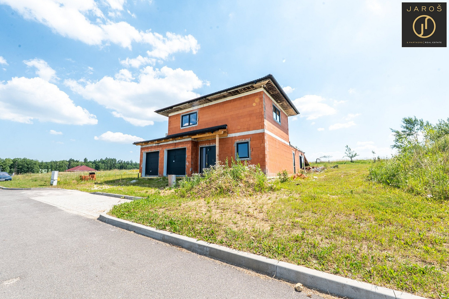 Prodej domu 235 m² s pozemkem 1 059 m²