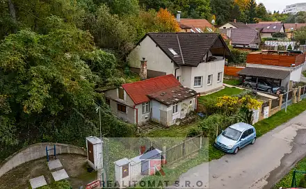 Prodej domu 271 m² s pozemkem 190 m², Za Rokytkou, Praha 9 - Kyje