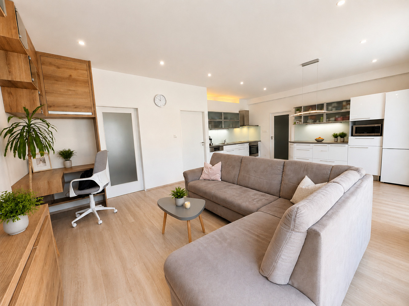Pronájem bytu 3+kk 72 m²