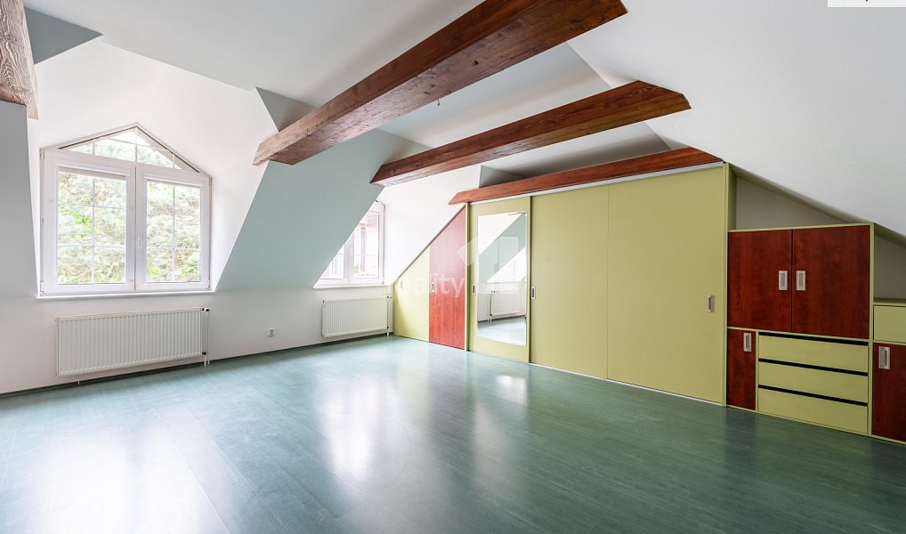 Prodej domu 420 m² s pozemkem 717 m², Praha – náhled fotky 23
