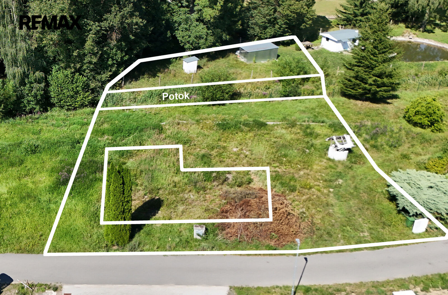 Prodej stavebního pozemku 1 362 m² – fotografie 2