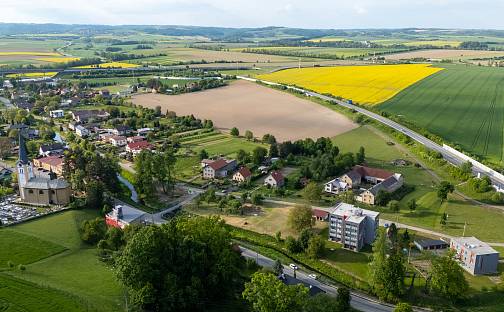 Prodej stavebního pozemku 1 125 m², Hladké Životice, okres Nový Jičín