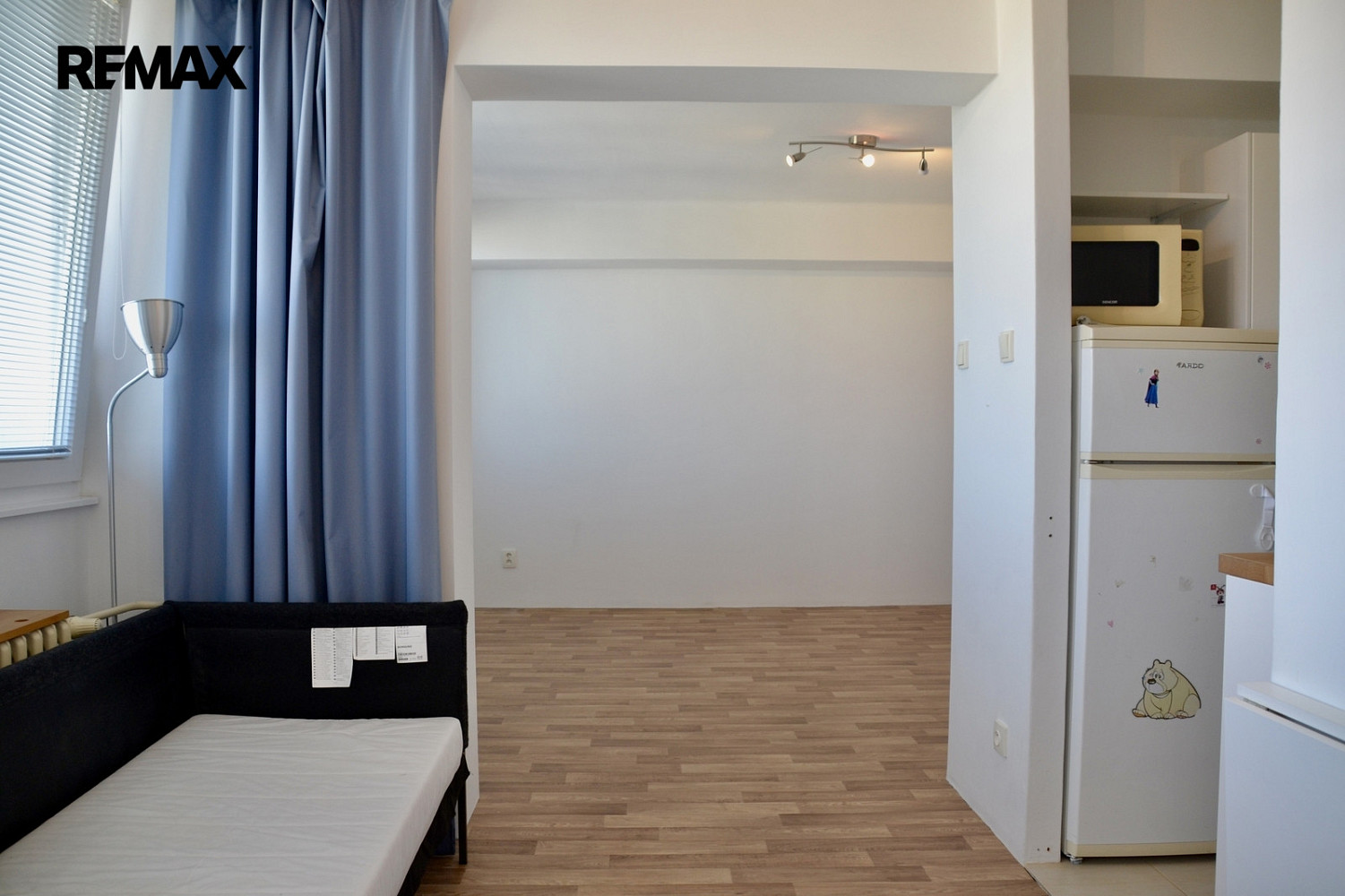 Pronájem bytu 1+1 35 m² – pohled 4