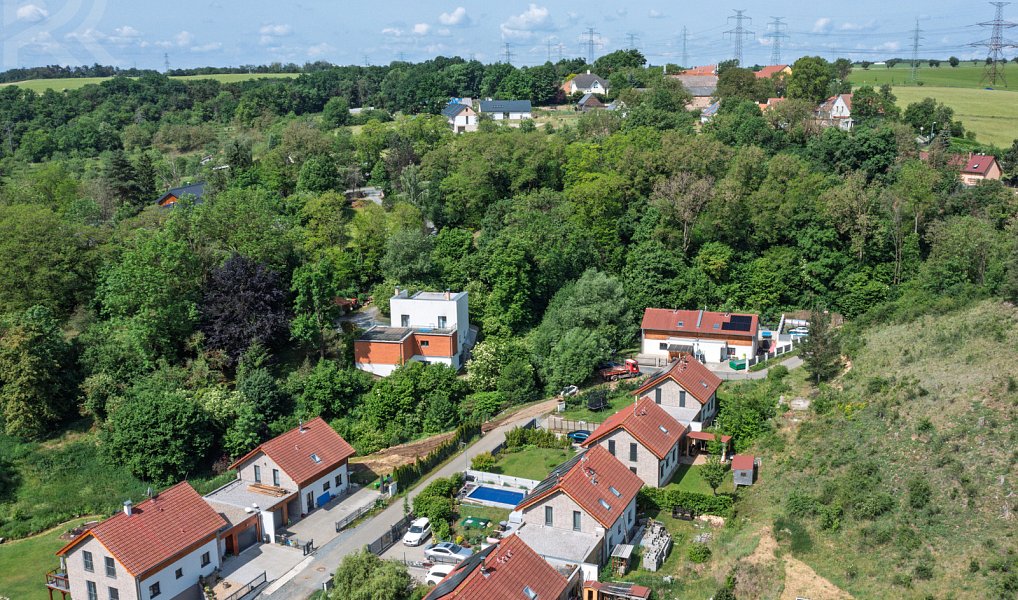 Prodej domu 124 m² s pozemkem 309 m², Praha – náhled fotky 37