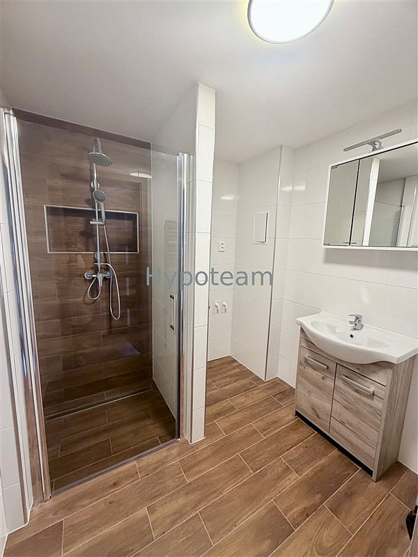 Pronájem bytu 2+kk 48 m² — photo 5
