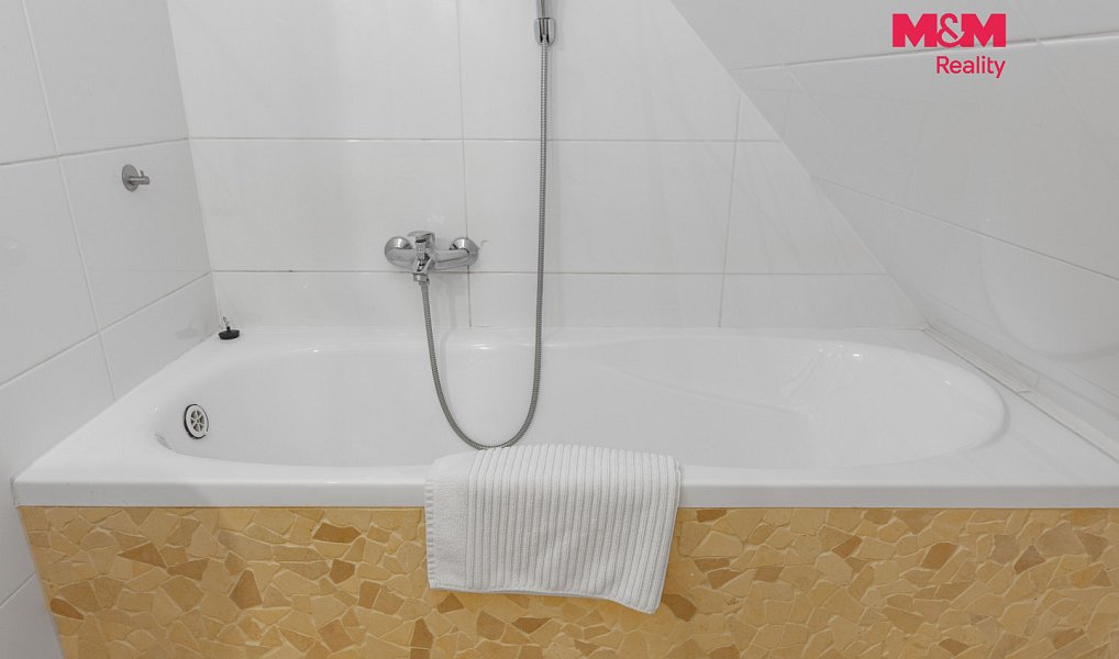 Prodej bytu 3+kk 135 m², Horní Lhota – náhled fotky 6