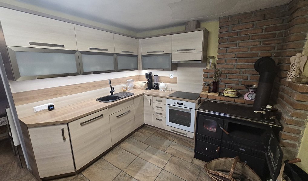 Prodej domu 143 m² s pozemkem 1 210 m², Přestavlky – náhled fotky 8