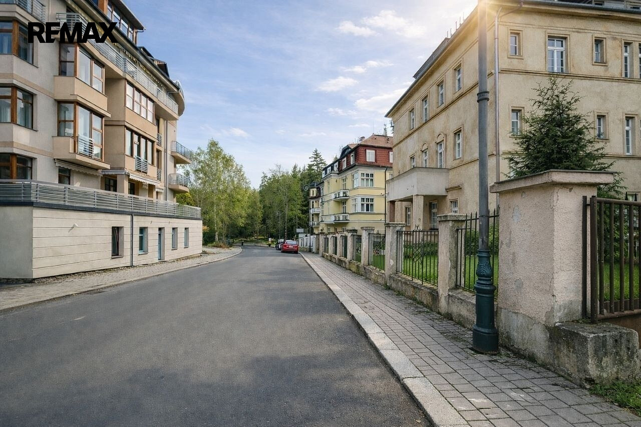 Prodej garáže 25 m2, Karlovy Vary ul. Křižíkova – fotografie 2