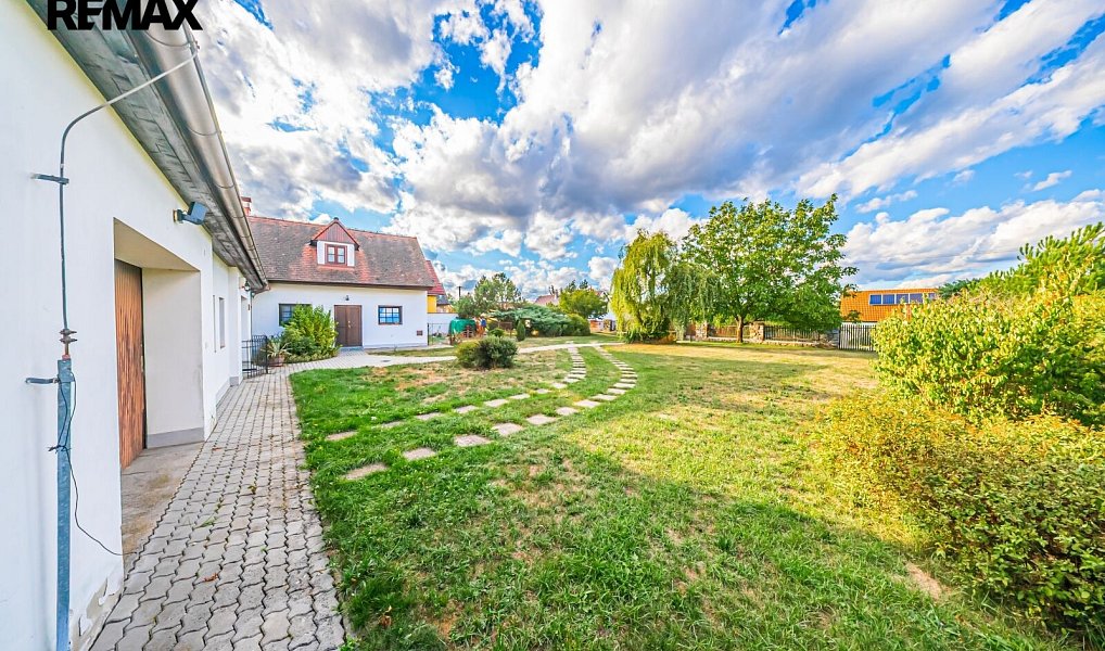 Prodej domu 271 m² s pozemkem 3 206 m², Hrachoviště – náhled fotky 43