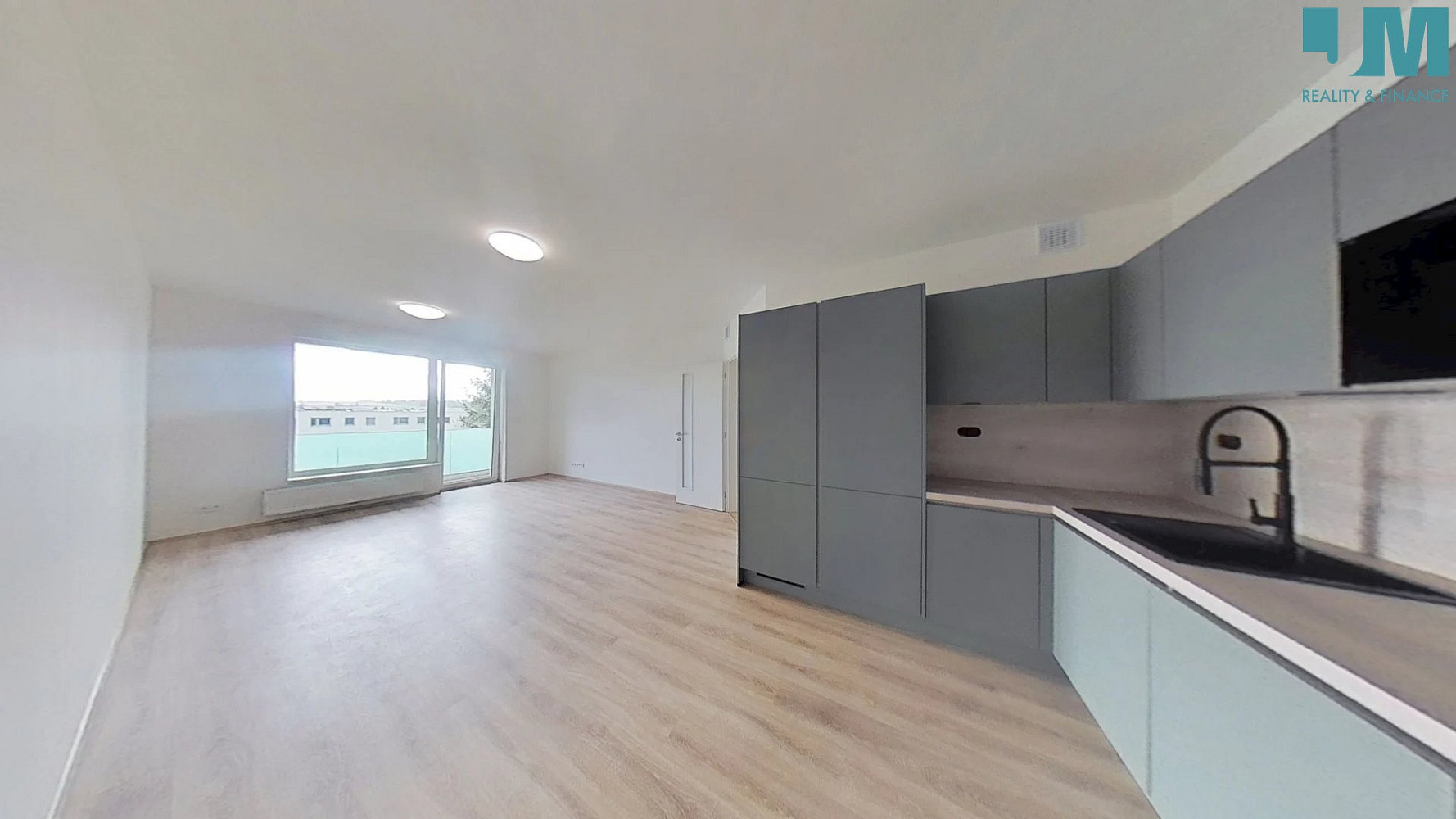Pronájem bytu 2+kk 59 m² – fotografie 4