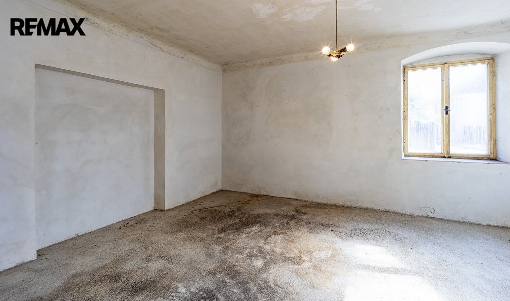 Prodej domu 500 m² s pozemkem 487 m², Cvikov – náhled fotky 21
