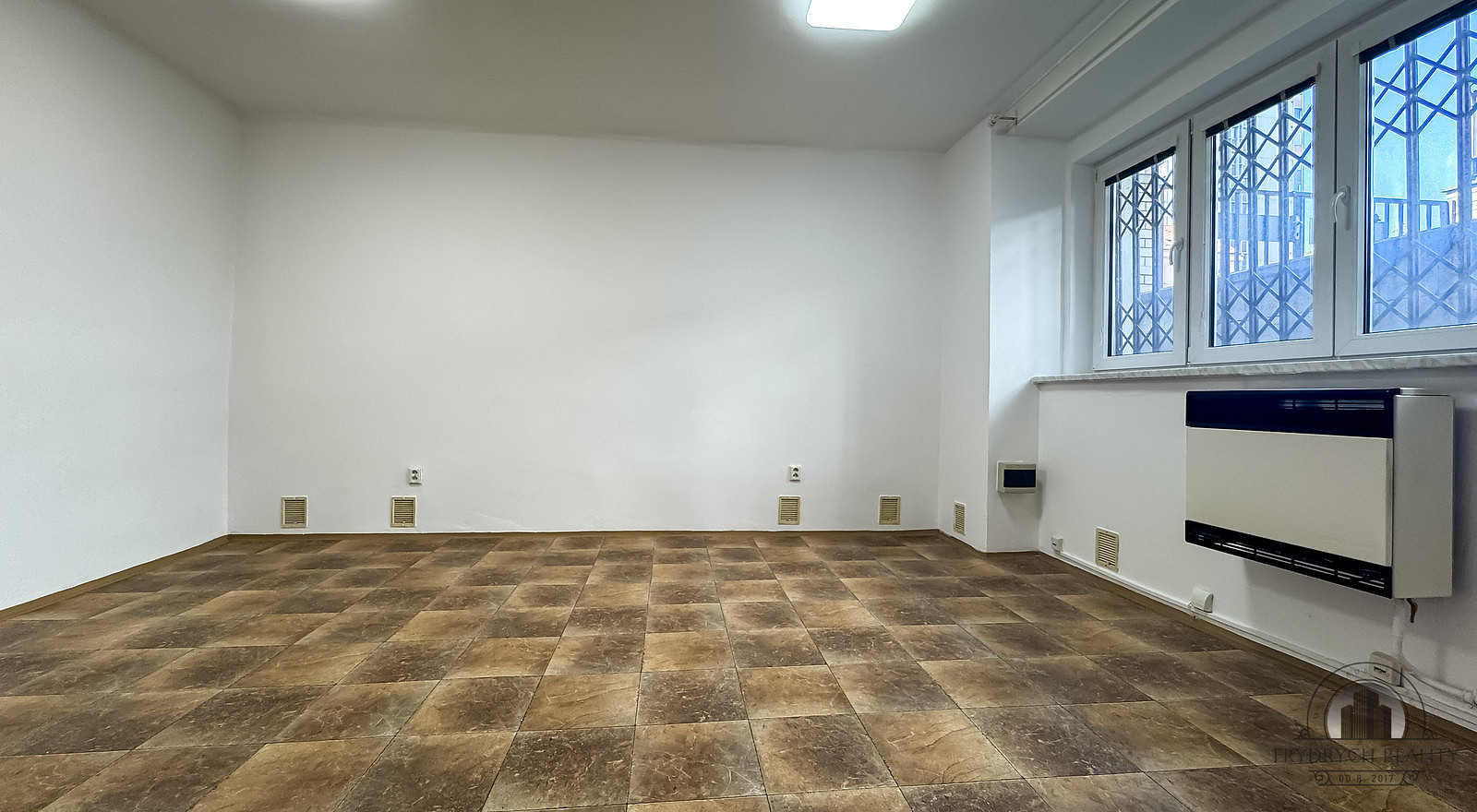 Pronájem obchodních prostor 60 m²