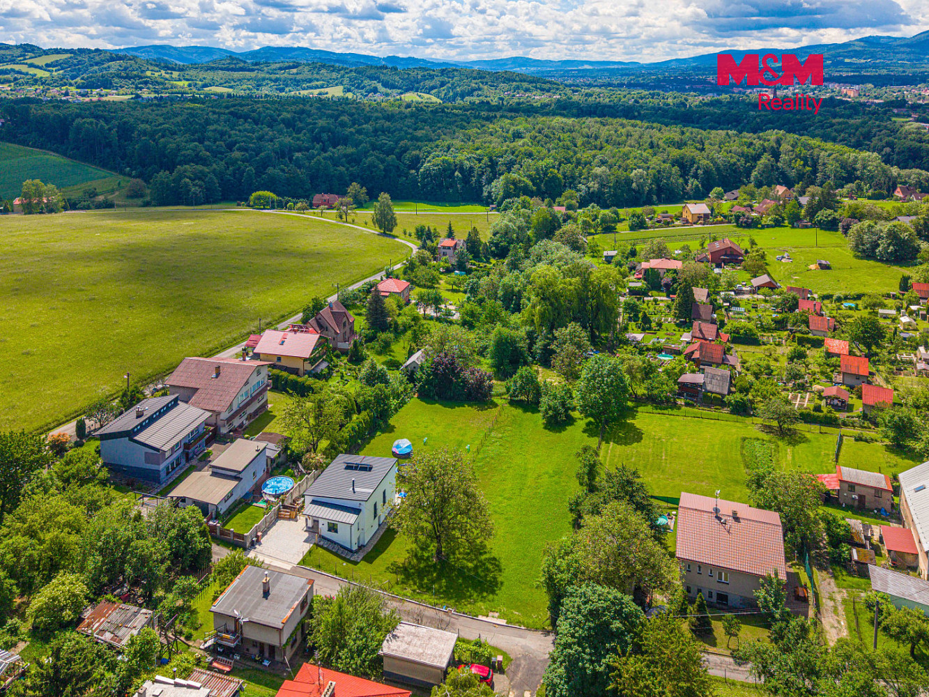 Prodej stavebního pozemku 1 203 m² – fotografie 4